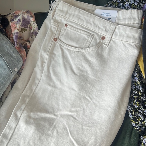 white jeans - Picture 1 of 1